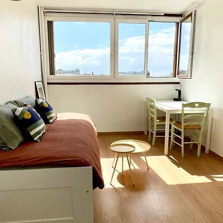 Charming Bright Sunny Studio In Belleville Parijs Buitenkant foto